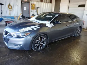 2017 NISSAN MAXIMA