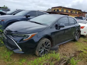 2019 TOYOTA COROLLA
