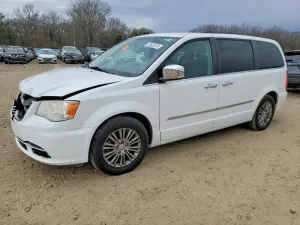 2014 CHRYSLER MINIVAN