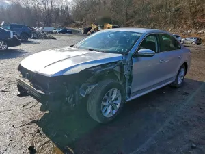 2017 VOLKSWAGEN PASSAT