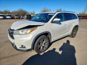 2016 TOYOTA HIGHLANDER
