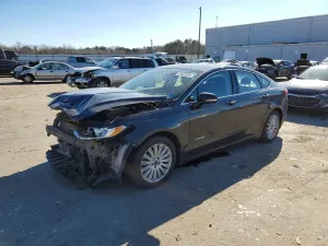 2015 FORD FUSION