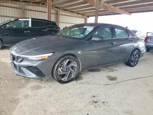 2024 HYUNDAI ELANTRA