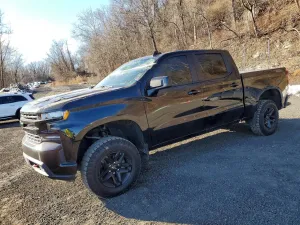 2019 CHVE SILVERADO4