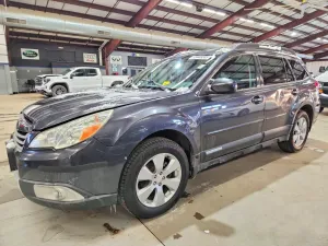 2011 SUBARU OUTBACK