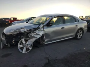 2014 VOLKSWAGEN PASSAT