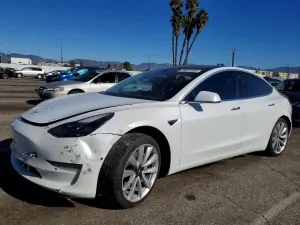 2018 TESLA MODEL 3