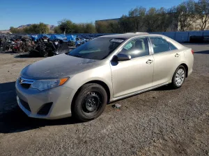2014 TOYOTA CAMRY