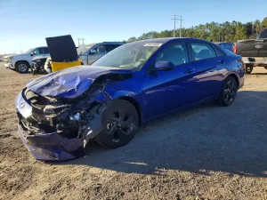 2022 HYUNDAI ELANTRA