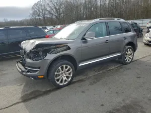 2009 VOLKSWAGEN TOUAREG