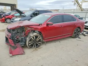 2016 VOLKSWAGEN PASSAT