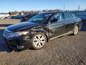 2011 TOYOTA AVALON