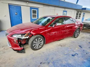 2019 LEXUS ES350