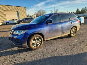 2017 NISSAN PATHFINDER