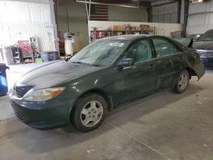 2002 TOYOTA CAMRY