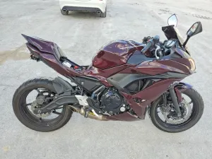 2017 KAWASAKI EX650 J