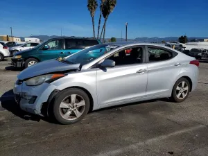 2013 HYUNDAI ELANTRA