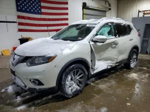 2015 NISSAN ROGUE