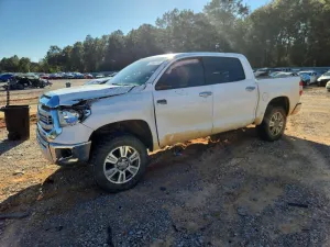 2015 TOYOTA TUNDRA