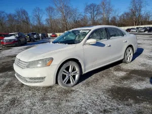 2014 VOLKSWAGEN PASSAT