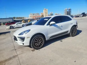 2017 PORSCHE MACAN