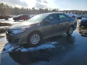 2013 TOYOTA CAMRY