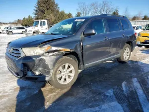 2011 TOYOTA HIGHLANDER