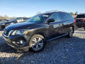 2017 NISSAN PATHFINDER