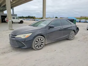 2015 TOYOTA CAMRY