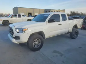 2016 TOYOTA TACOMA