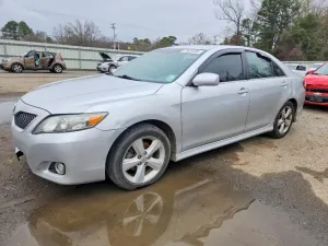 2011 TOYOTA CAMRY