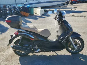 2009 PIAGGIO BV 500
