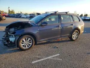 2016 VOLKSWAGEN GOLF