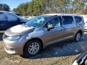 2017 CHRYSLER PACIFICA