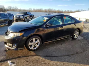 2012 TOYOTA CAMRY