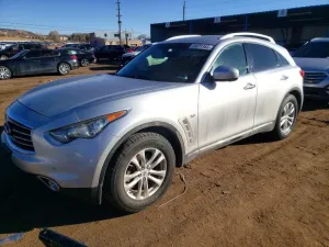 2015 INFINITI QX70