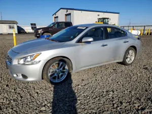 2014 NISSAN MAXIMA
