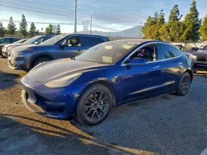 2018 TESLA MODEL 3