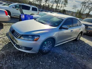 2013 VOLKSWAGEN PASSAT