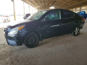 2015 NISSAN VERSA
