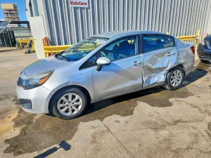 2015 KIA RIO