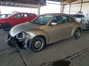 2012 VOLKSWAGEN BEETLE