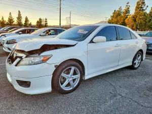 2011 TOYOTA CAMRY