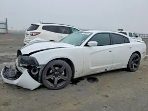 2013 DODGE CHARGER