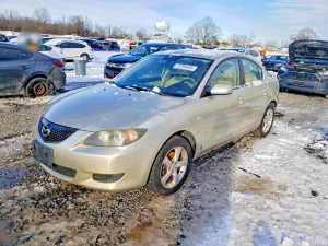2004 MAZDA 3