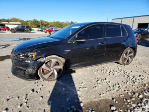 2019 VOLKSWAGEN GTI