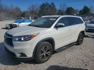 2016 TOYOTA HIGHLANDER