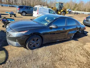 2021 HYUNDAI ELANTRA