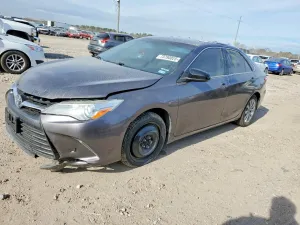 2015 TOYOTA CAMRY