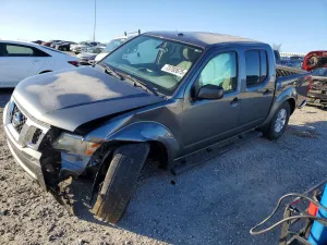 2016 NISSAN FRONTIER